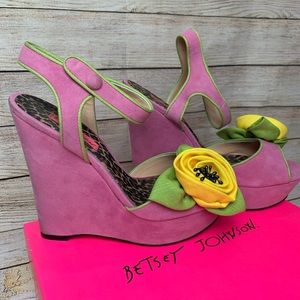 BETSY JOHNSON Eldoris wedge